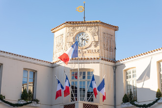 PAVOISEMENT MAIRIE